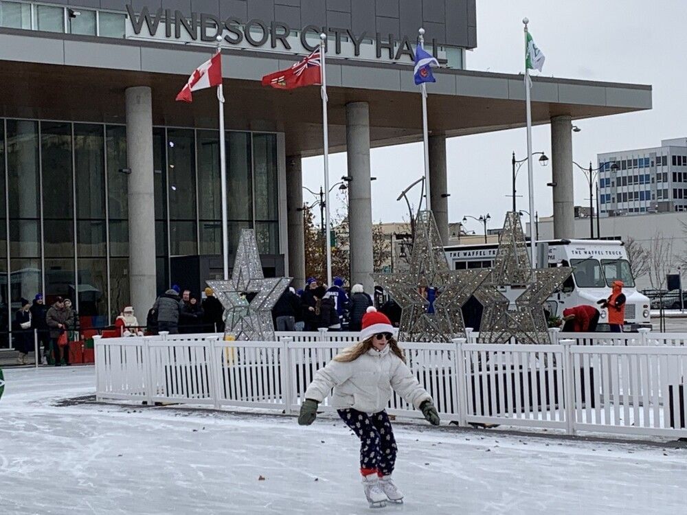 Windsor's new City Hall Square outdoor ice rink officially opened Saturday with music, free snacks and toques and a ribbon-cutting ceremony.