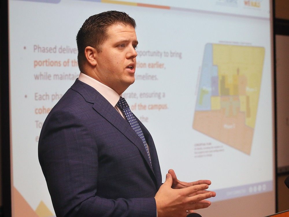 Hospital officials on Wednesday announced a request for proposals for construction of the second phase of construction.