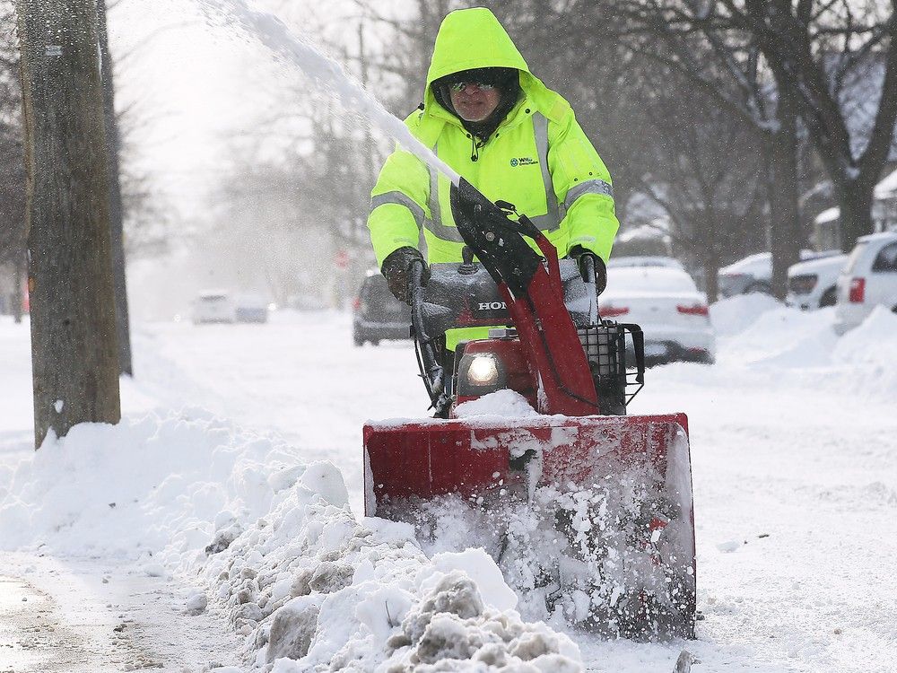 Explainer: Removal of snow and ice from sidewalks