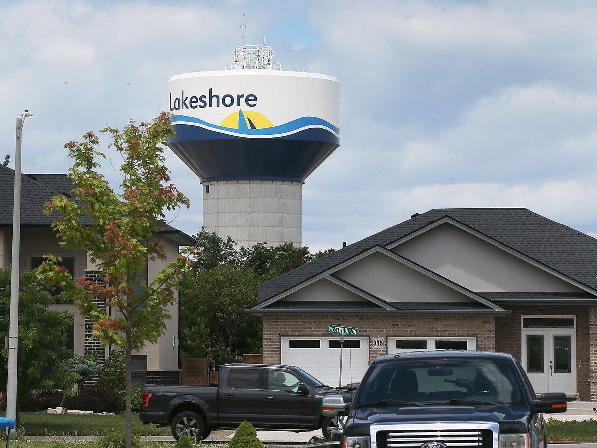 Around the county: Lakeshore opens online portal for bylaw complaints