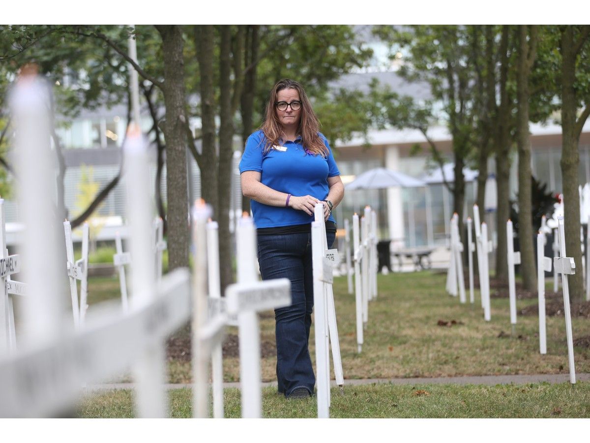 The Reaching for the Stars Optimist Club marked the day with its sixth annual You Are Not Alone event in downtown Windsor.