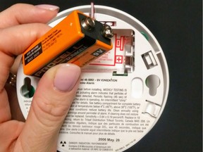 The Winnipeg Fire Paramedic Service is reminding residents to check the batteries in smoke alarms and carbon monoxide alarms and test them when the clocks change this weekend.
