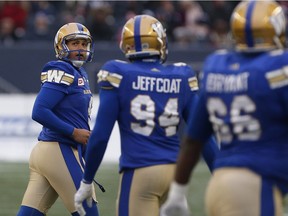 Winnipeg Blue Bombers' Justin Medlock (9) makes the field goal against the Edmonton Eskimos during the CFL western semifinal in Winnipeg Sunday.