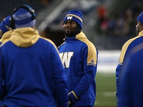 Injured Blue Bombers defensive end Jamaal Westerman watches in disbelief the West semifinal against the Edmonton Eskimos on Sunday. Westerman is among Winnipeg's high-profile pending free agents. (Kevin King/Winnipeg Sun)