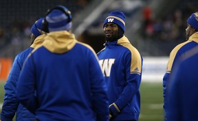 Injured Blue Bombers defensive end Jamaal Westerman watches in disbelief the West semifinal against the Edmonton Eskimos on Sunday. Westerman is among Winnipeg's high-profile pending free agents. (Kevin King/Winnipeg Sun)