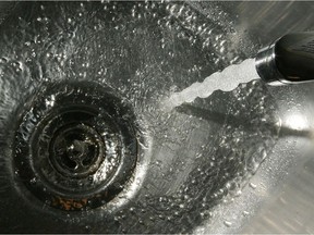 Illustration of water coming from a tap.