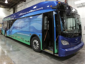 A report says adding 12 new electric buses to the fleet would cost taxpayers about $1.9 million more than purchasing the same number of diesel buses. JASON HALSTEAD/Winnipeg Sun