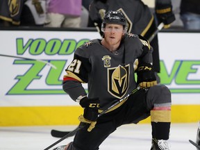 Vegas Golden Knights forward Cody Eakin stretches during warmups. (GETTY IMAGES)