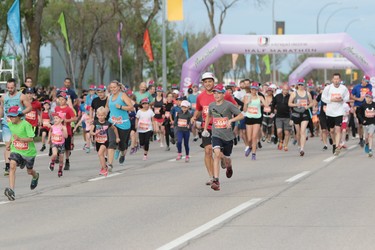 Thousands of runnres compete in the super run at the 40th annual Manitoba Marathon in Winnipeg, Man., on Sunday, June 17, 2018. (Brook Jones/Postmedia Network)