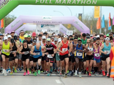 Runners are off and running at the start of the full marathon at the 40th annual Manitoba Marathon in Winnipeg, Man., on Sunday, June 17, 2018. (Brook Jones/Postmedia Network)