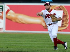 The 29-year-old utility player Tucker Nathans has hit safely in each of his first five games since joining the Goldeyes last Tuesday. This past weekend in Sioux Falls, Nathans started at three different positions.