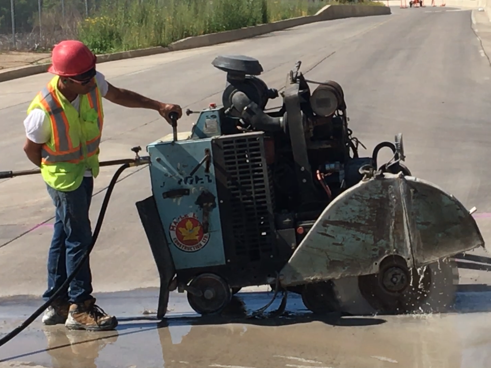 Southwest Transitway already undergoing concrete repairs Winnipeg Sun