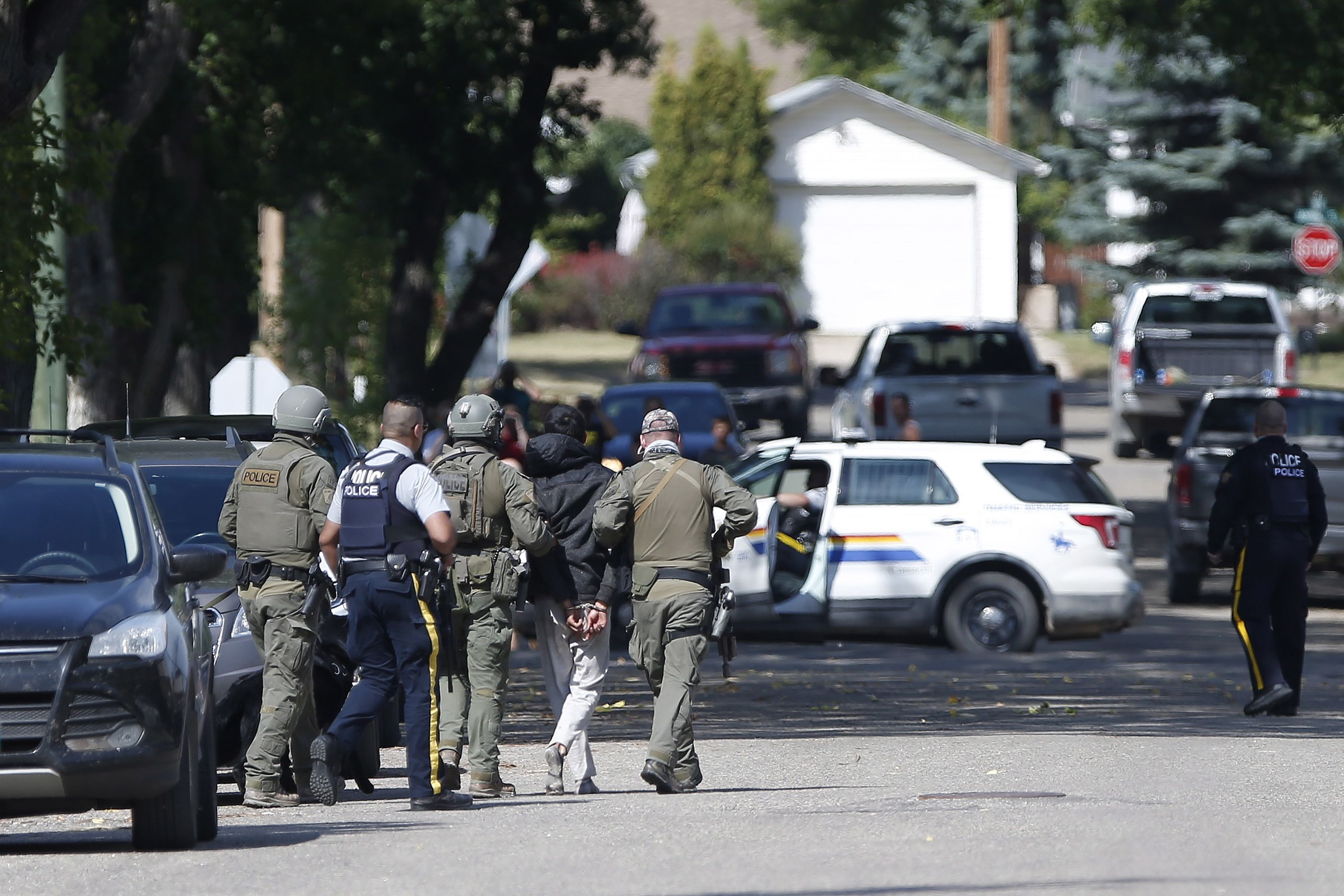 RCMP Standoff And Takedown Of Shooting Suspect | Winnipeg Sun