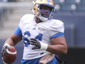 Qadr Spooner, #64,  during cfl football practice, in Winnipeg.  Thursday, May 24, 2017.   Sun/Postmedia Network