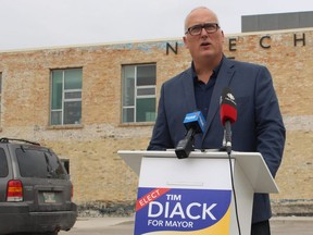 Mayoral candidate Tim Diack says he'd like to bill some convicted criminals for their demands on police services, if elected. Diack held a press conference about his public safety platform on Tuesday, Oct. 2, 2018. 
JOYANNE PURSAGA/Winnipeg Sun