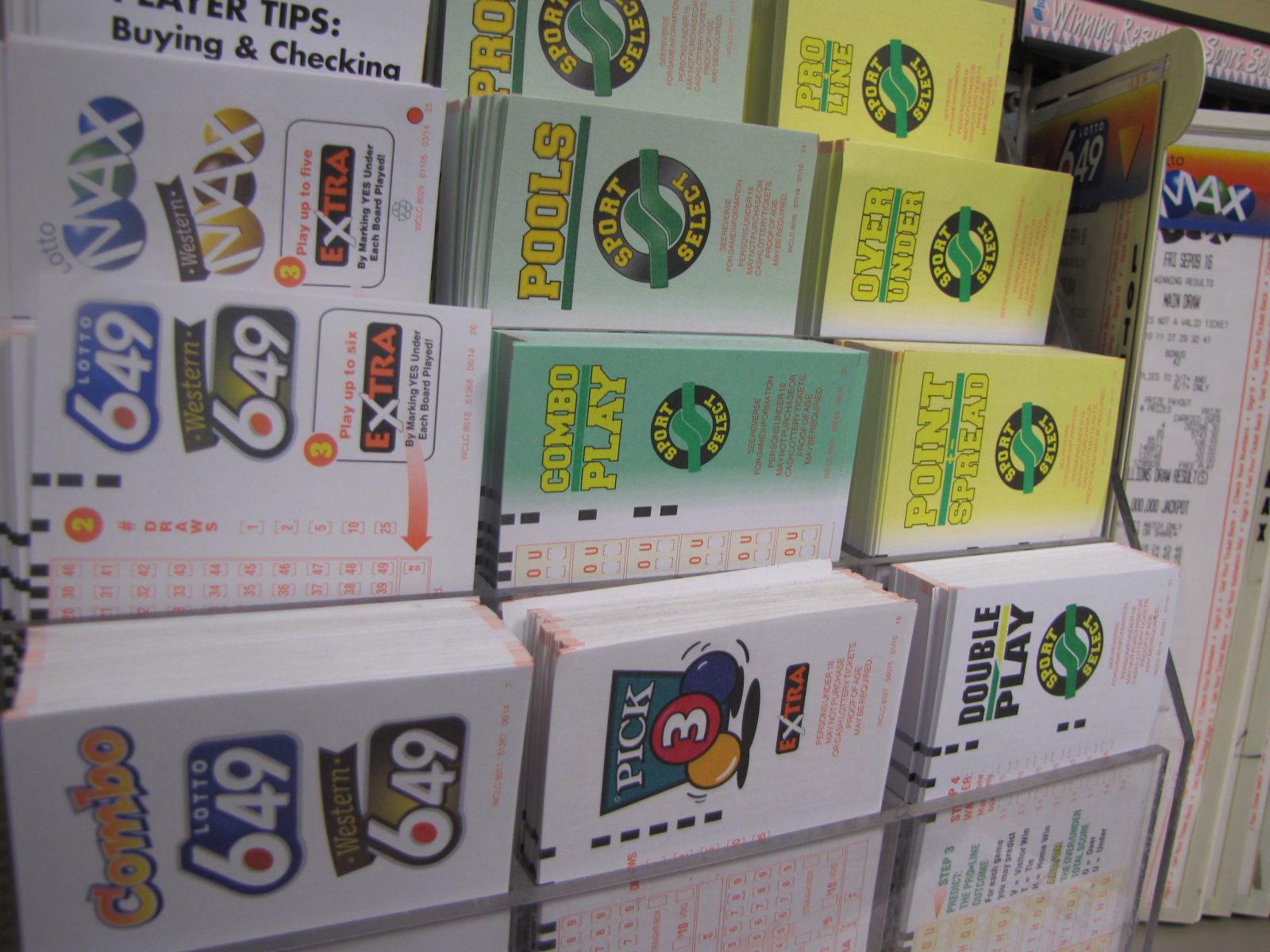 Manitoba Ticket Holders Win Big In Saturday Night S Lotto 6 49 Draw   Lottery Retail1 