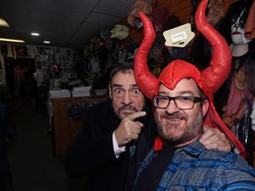 Veteran actor John Rhys-Davies, who was in Winnipeg for the 2017 Central Canada Comic Con, hams its up with Sun photographer Kevin King at Gags Unlimited in Osborne Village on Thurs., Oct. 26, 2017. Kevin King/Winnipeg Sun/Postmedia Network