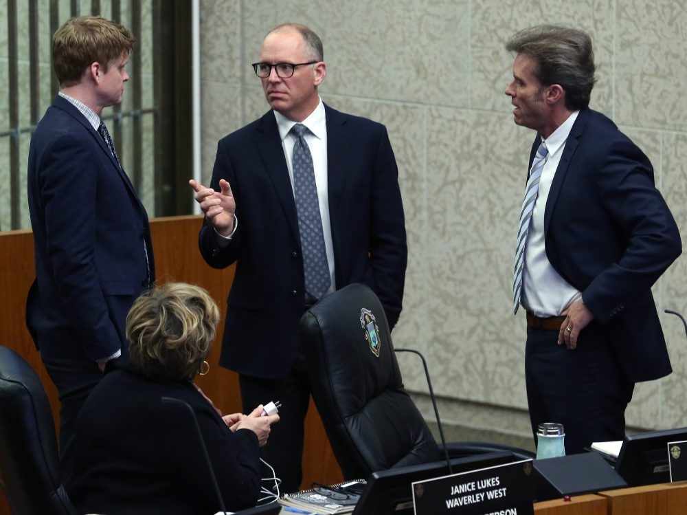 Winnipeg city council committee approves Bruce Oake treatment centre