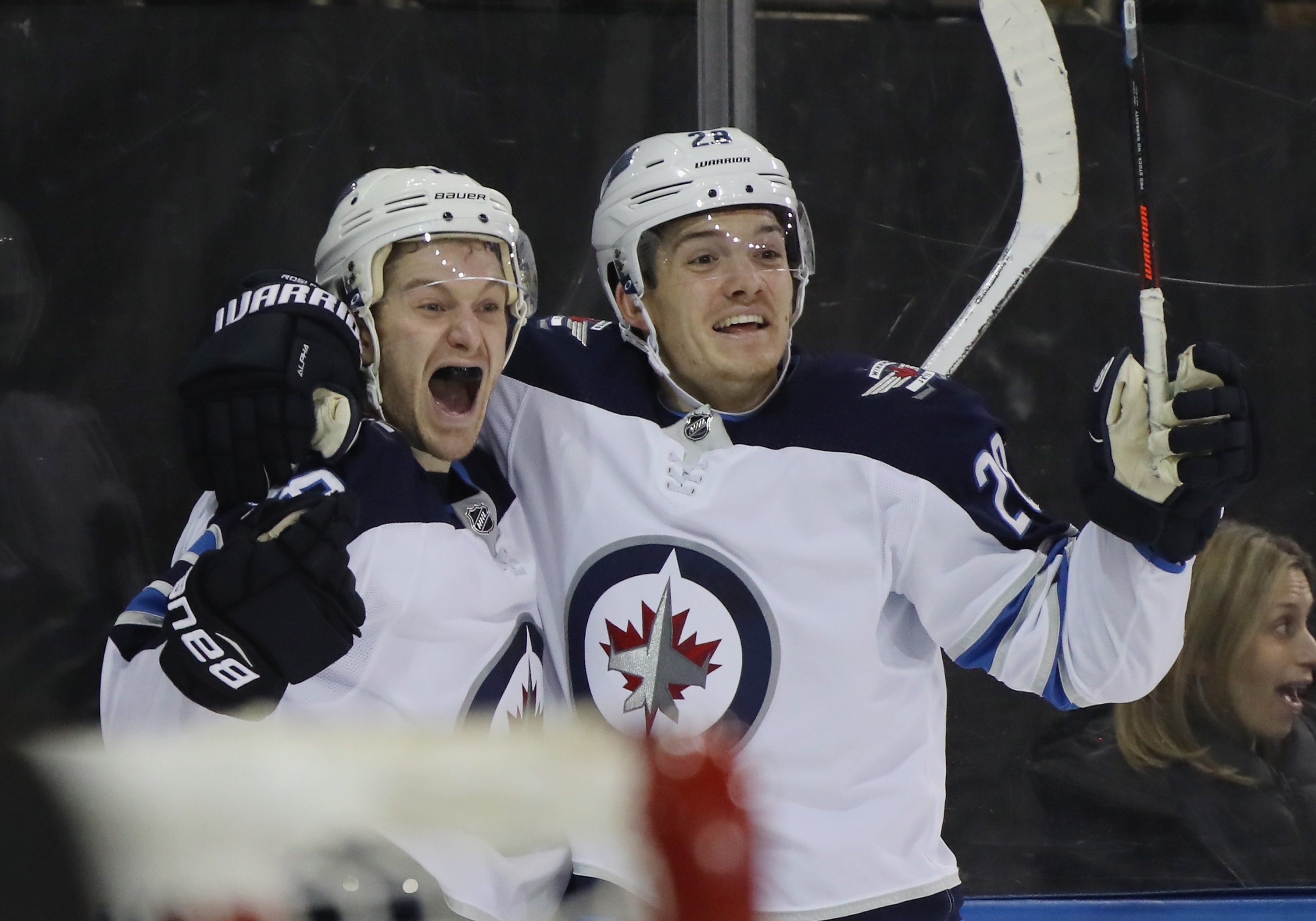 Jets feeling confident as they face Islanders afte
