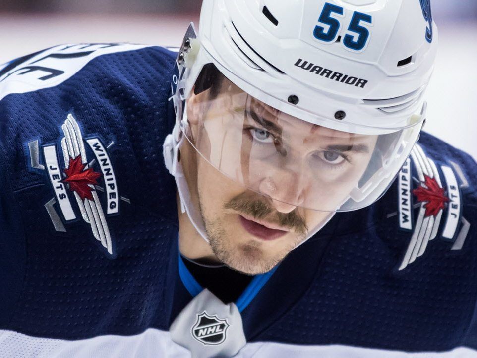 Former Jets star Hawerchuk and current top centre Scheifele forever  connected