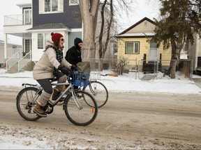 A cyclist exit the Assiniboine Forest trail. Kevin King/Winnipeg Sun/Postmedia Network Files