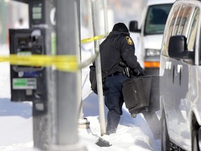 Winnipeg police investigate a shooting incident that resulted in two deaths at a restaurant on Main Street. Wednesday, Feb. 6, 2019. Chris Procaylo/Winnipeg Sun/Postmedia Network