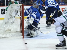 The Jets loss to Dallas on Monday tightened the race at the top of the Central standings.