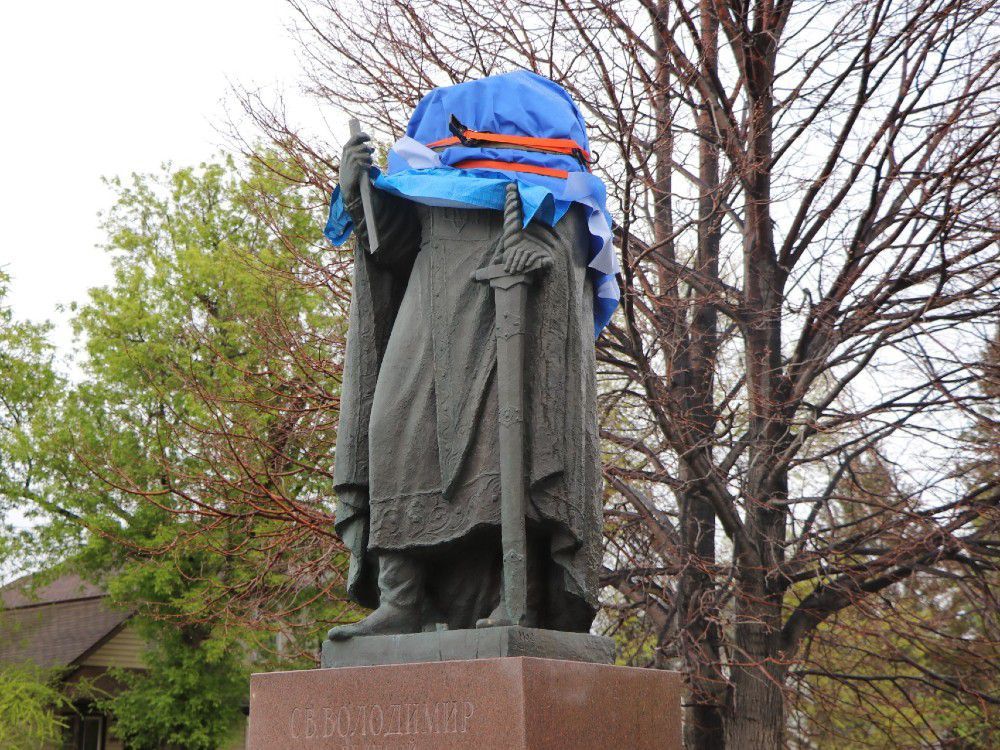 Statues smashed as second Manitoba church in a week target of vandalism