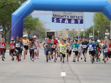 Youngsters are off and running in the Mighty Mites Race for kids between the ages of five and eight at Manitoba Marathon in Winnipeg, Man., on Saturday, June 15, 2019.