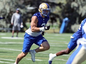 Linebacker Thiadric Hansen gets after the ball carrier during Winnipeg Blue Bombers practice on the University of Manitoba campus in Winnipeg on Monday.