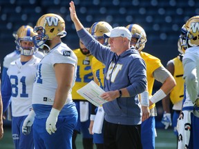 Blue Bombers offensive co-ordinator Paul LaPolice gives directions at practice on Wednesday. Winnipeg is getting ready for a Banjo Bowl clash against the Saskatchewan Roughriders this weekend. (Winnipeg Sun/Chris Procaylo)