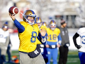 Winnipeg Blue Bombers QB Zach Collaros throws a pass during practice on Wednesday (Darren Makowichuk/Postmedia Network)