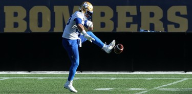 Running back Andrew Harris knocks down an errant pass during Winnipeg Blue Bombers practice on Wed., Nov. 6, 2019. Kevin King/Winnipeg Sun/Postmedia Network