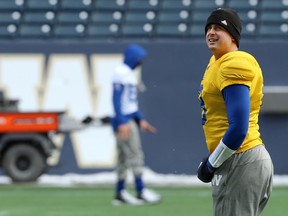 Zach Collaros is to start at quarterback for the Winnipeg Blue Bombers in Sunday's CFL West Division final against the host Saskatchewan Roughriders.