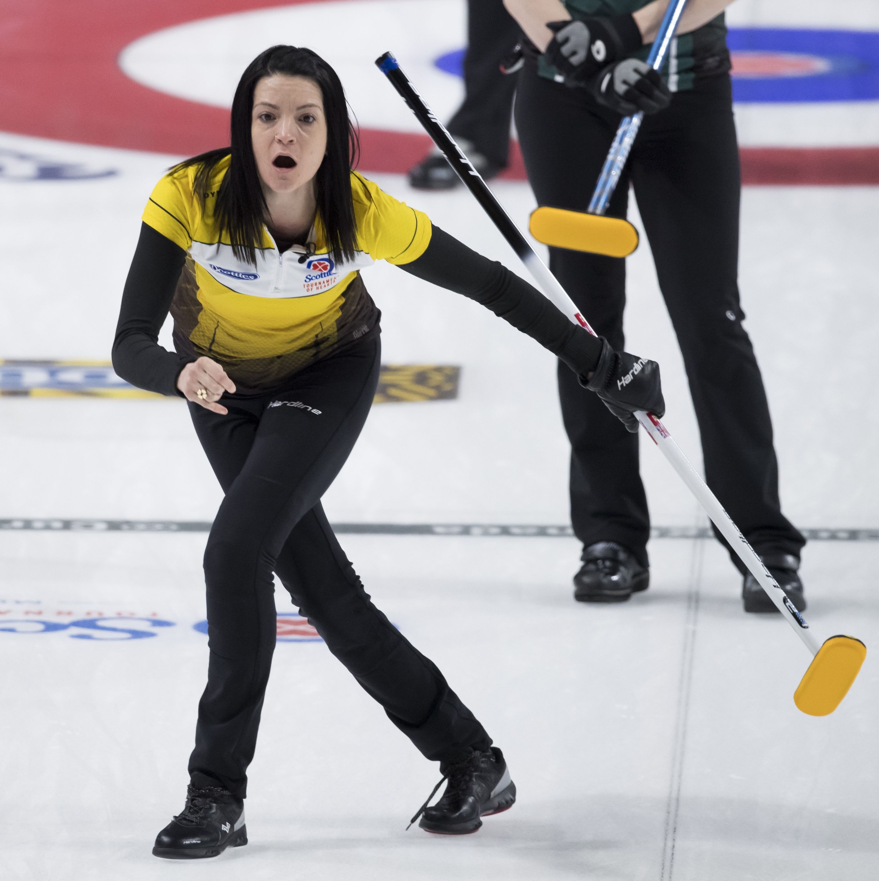 Things going swimmingly as Manitoba’s Einarson shoots her way into ...