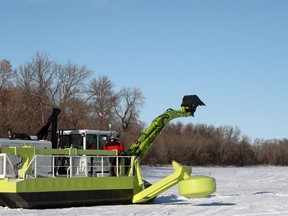 Amphibex machines on the Red River