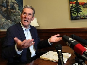 The liberal crowd reacted negatively when Pallister gave cheques to seniors, but it was crickets when Trudeau did the same, says a letter writer.