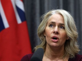 Lanette Siragusa (left), chief nursing officer for Manitoba Shared Heallth, speaks during a COVID-19 briefing at the Manitoba Legislative Building on Sun., March 15, 2020. Kevin King/Winnipeg Sun/Postmedia Network