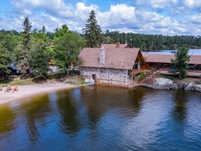 Nestled on the Eastern shores of Lake of the Woods, Sioux Narrows-Nestor Falls provides the perfect opportunity to explore your own Canadian backyard this summer — and year-round.