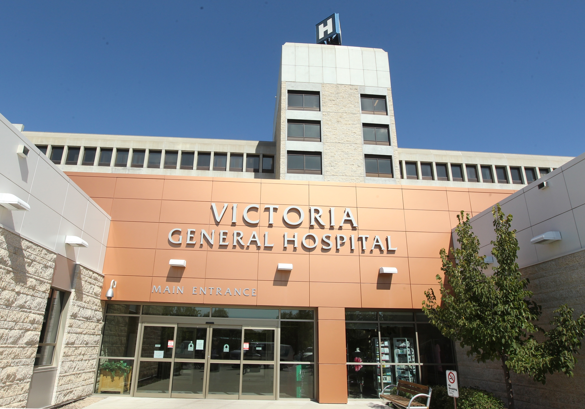 Outbreak at Victoria General Hospital claims first victim Winnipeg Sun