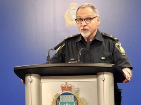 Winnipeg Police Service public information officer Rob Carver speaks with media on Wednesday regarding the arrest of two suspects in the 2020 murder of Mohammed Yonis Ali. 
James Snell/Winnipeg Sun