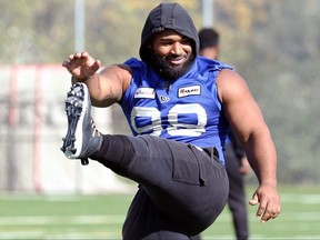 Steven (Stove) Richardson loosens up during Winnipeg Blue Bombers practice on the University of Manitoba campus in Winnipeg on Sept. 27, 2021.