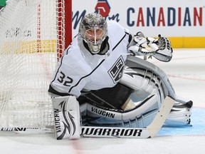 Kings goalie Jonathan Quick made 34 saves to shut out the Senators in Ottawa, 2-0, on Thursday, his fourth straight win.