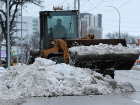 City crews are ready to serve and prepared to respond to the forecasted snowfall, the City announced Sunday.