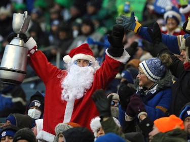 Fan action during the CFL West Final between the Winnipeg Blue Bombers and Saskatchewan Roughriders in Winnipeg on Sunday, Dec. 5, 2021.