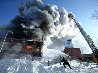 A large structure fire on Portage Avenue at LAngside Street in Winnipeg.   Chris Procaylo,  Wednesday. February 02. 2022 Winnipeg Sun.