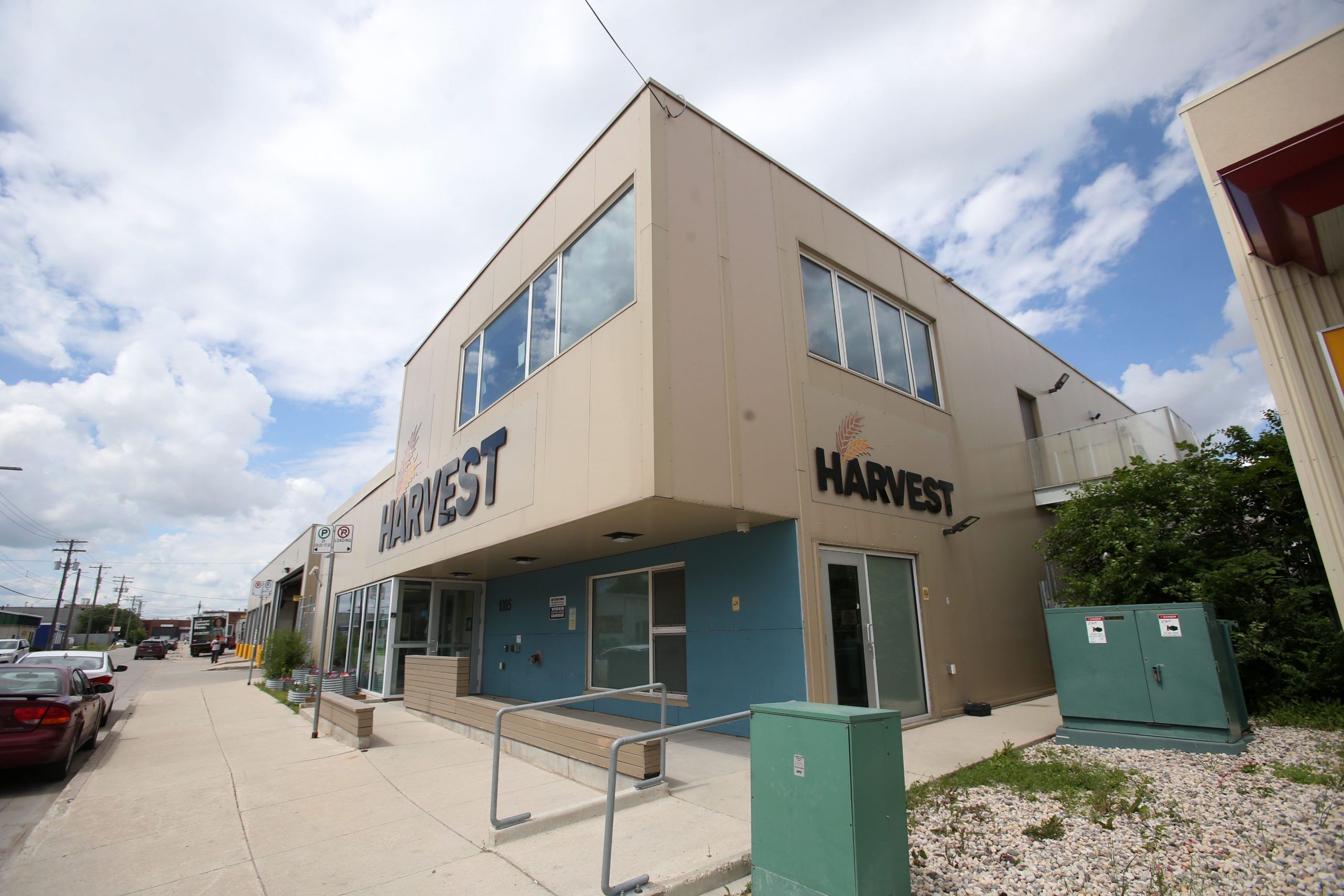 Food bank usage has doubled in Winnipeg since 2019 Report Winnipeg Sun