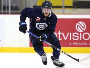 Jets forward Nik Ehlers skates at a practice before his surgery. He's on track to return to the team in early January. KEVIN KING/Winnipeg Sun