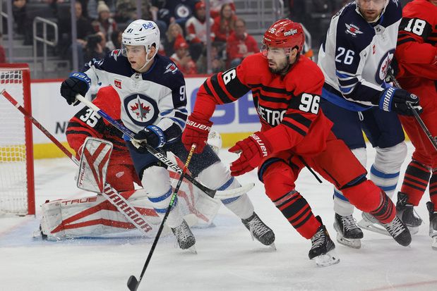 Winnipeg Jets vs Detroit Red Wings Preview: The Road Trip Continues