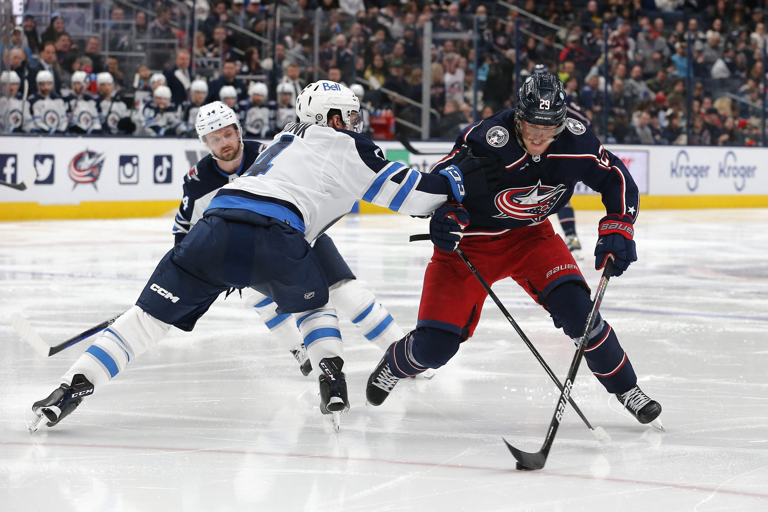 Jets shut out Blue Jackets for 7th straight win, push point streak